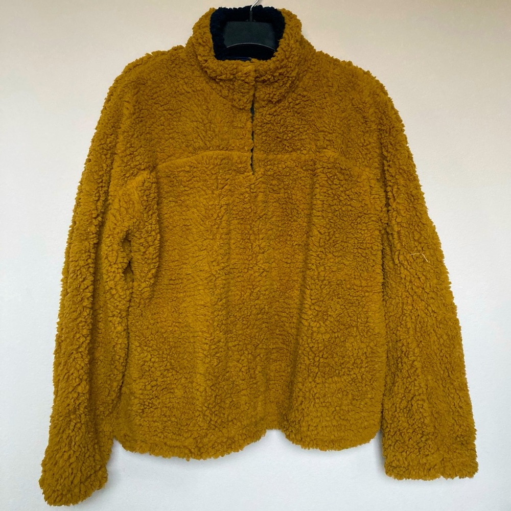 Thread and Supply Sherpa Pullover